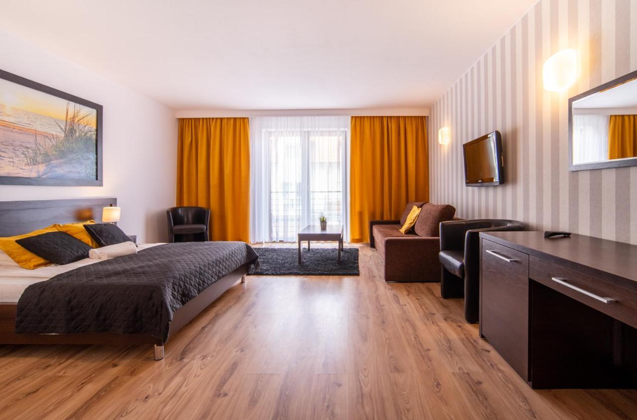 Delfin Bed & Breakfast Międzywodzie Dış mekan fotoğraf